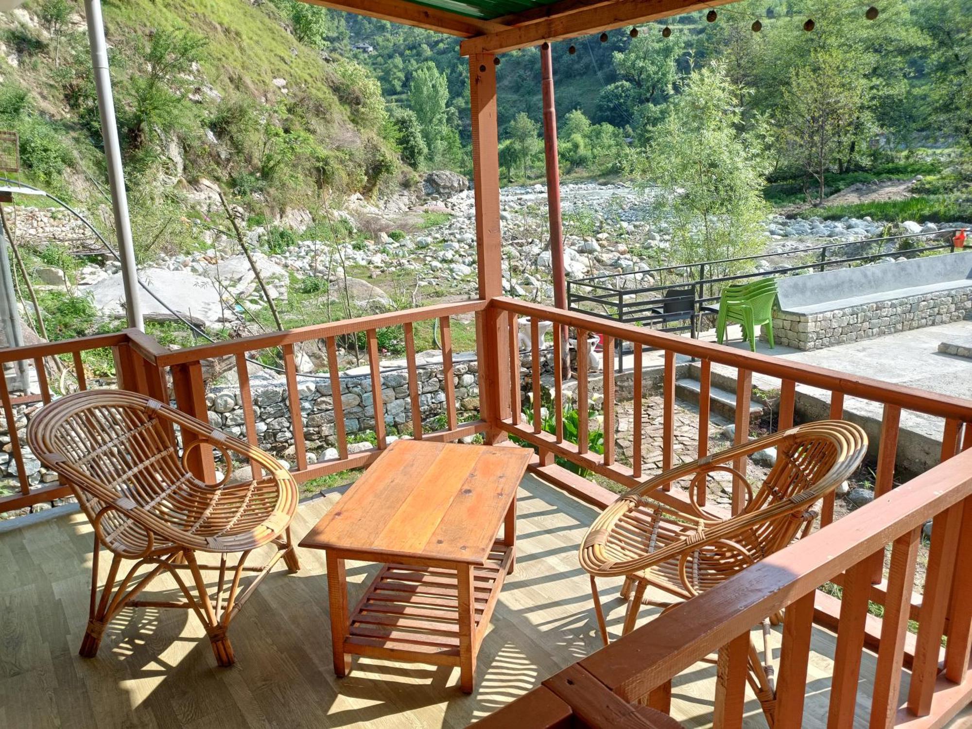 Sharda Resort-Tirthan Valley Banjar Exterior photo